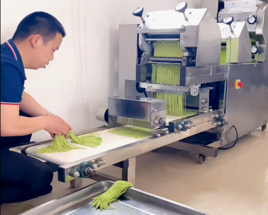 鮮面條機(jī)怎么做果蔬面