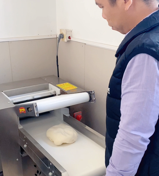 三好揉面機(jī)