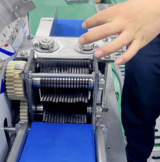 三好切丁機(jī)怎么換刀