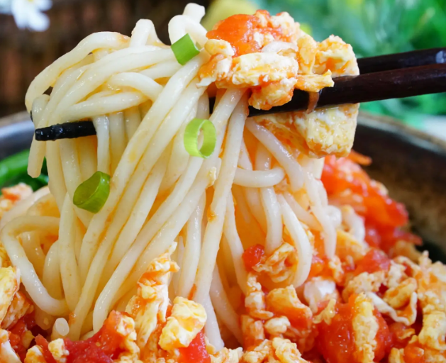 新手小白搞錢秘籍！一臺三好面條機(jī)，輕松開啟吸金模式