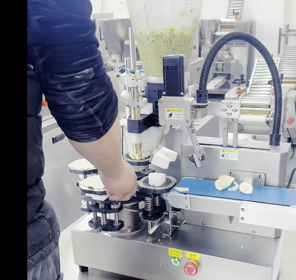 桌臺式大肚餃子機(jī)